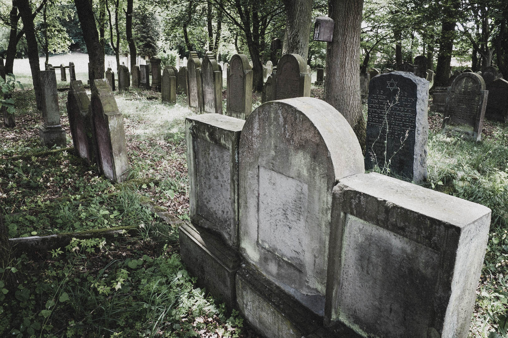 Obervorschütz, Jüdischer Friedhof